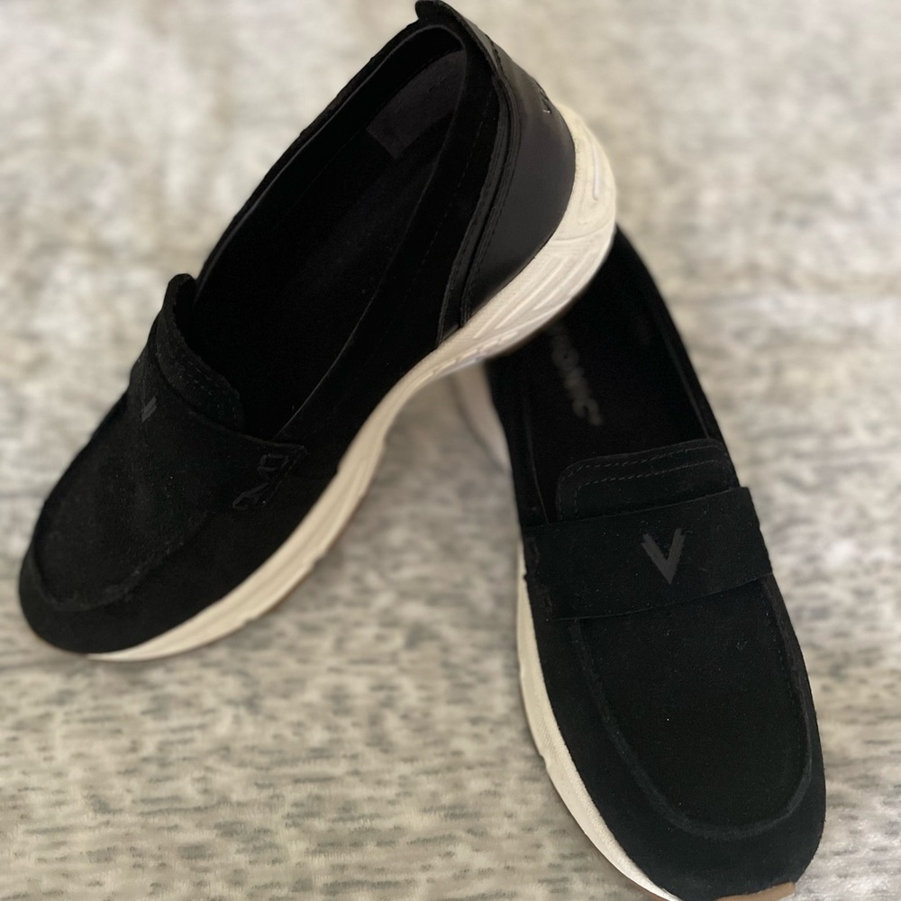 Vionic Black Loafers with Cream Soles